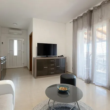 Sea View Apartment