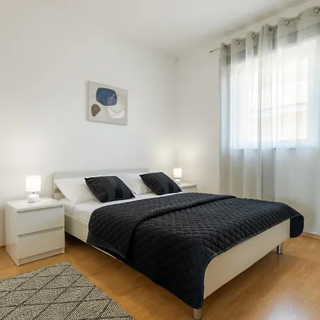 Sea View Apartment